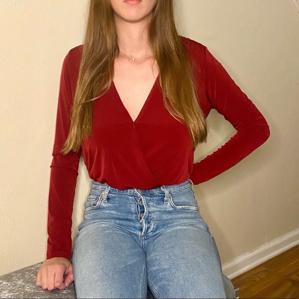 BCBG DEEP V OPEN BACK BODYSUIT SIZE S